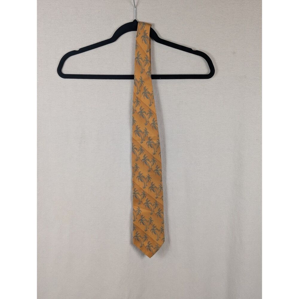 Vintage Tommy Bahama Silk Palm Tree Neck Tie Made in USA